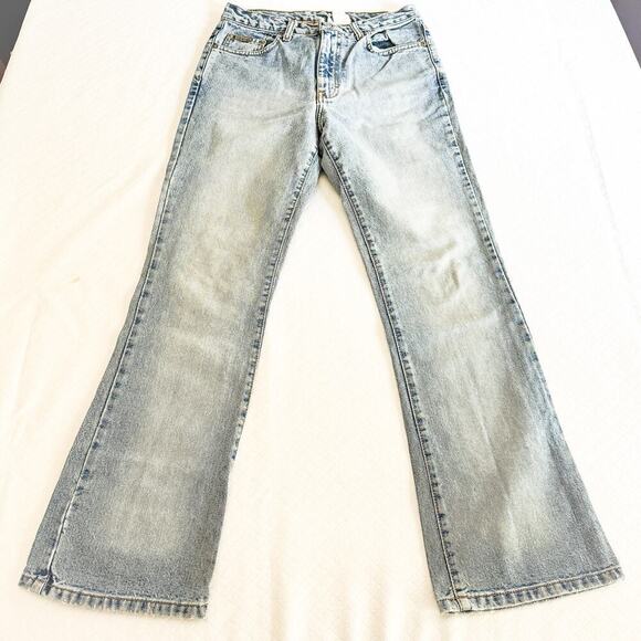 Calvin Klein Flare Jean All Over Sandblast Vintage Denim Size 7 Inseam 30 - Picture 2 of 8